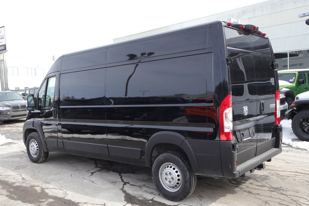 Ram Promaster Cargo Van 2500 TRADESMAN W/ PASS SEAT 2026 à Terrebonne, Québec - 3 - w1024h768px
