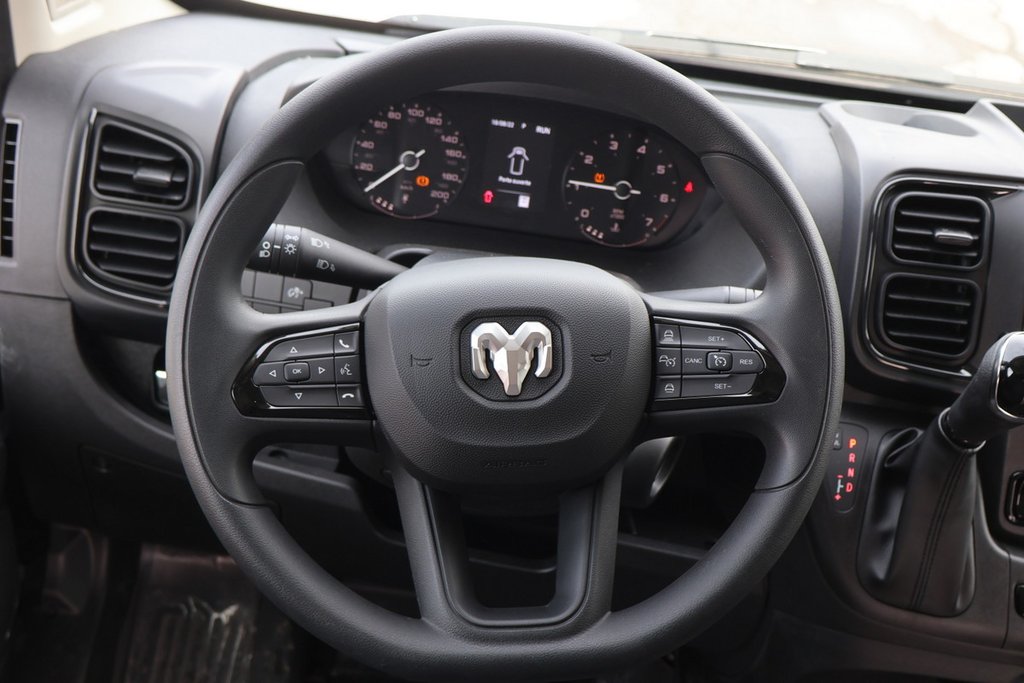 Ram Promaster Cargo Van 2500 TRADESMAN W/ PASS SEAT 2026 à Terrebonne, Québec - 10 - w1024h768px