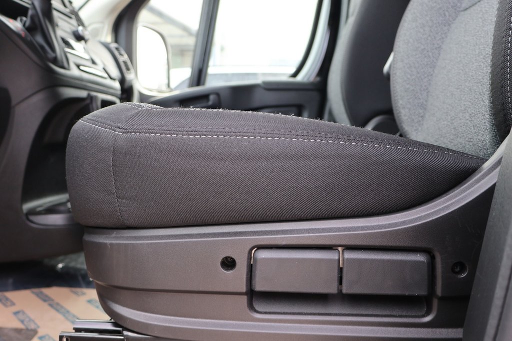 Ram Promaster Cargo Van 2500 TRADESMAN W/ PASS SEAT 2026 à Terrebonne, Québec - 8 - w1024h768px