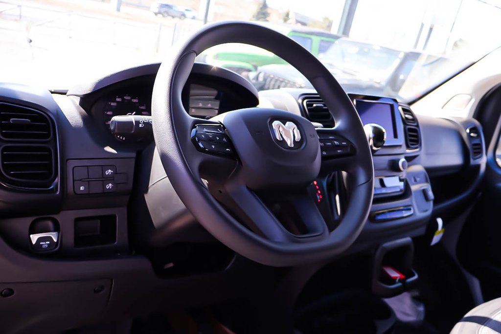 Ram Promaster Cargo Van 2500 TRADESMAN W/ PASS SEAT 2026 à Terrebonne, Québec - 10 - w1024h768px