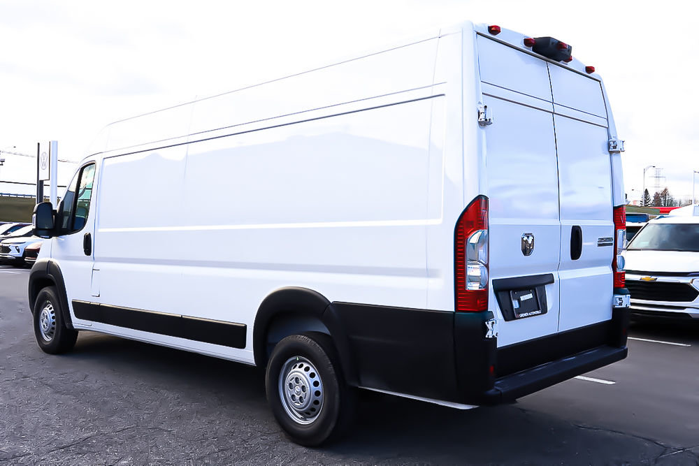 2024 Ram PROMASTER CARGO VAN 3500 TRADESMAN W/ PASS SEAT in Terrebonne, Quebec - 4 - w1024h768px