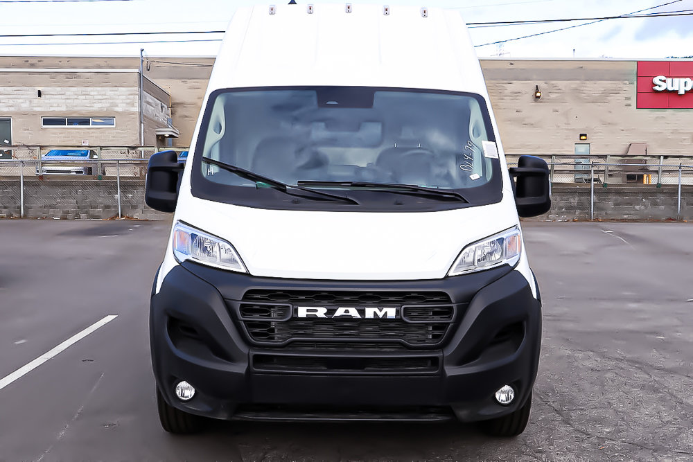 Ram PROMASTER CARGO VAN 3500 TRADESMAN W/ PASS SEAT 2025 à Terrebonne, Québec - 2 - w1024h768px