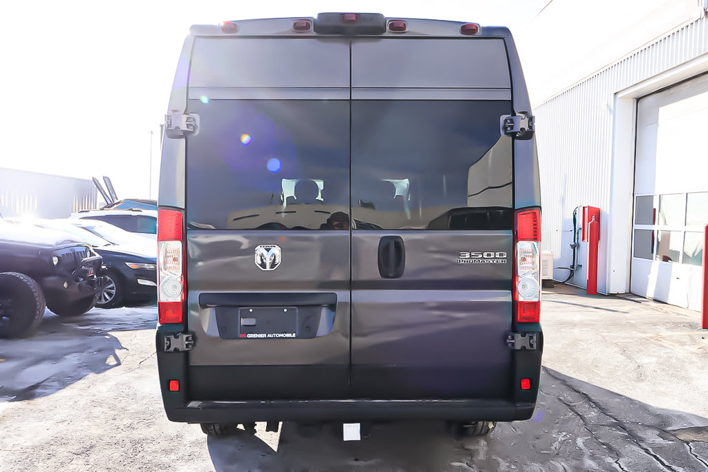 2025 Ram PROMASTER CARGO VAN 3500 SLT+ in Terrebonne, Quebec - 5 - w1024h768px