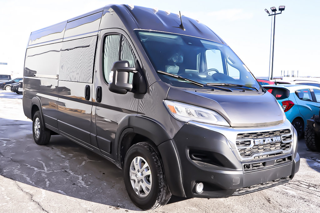 2025 Ram PROMASTER CARGO VAN 3500 SLT+ in Terrebonne, Quebec - 1 - w1024h768px