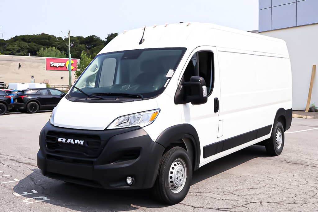 Ram PROMASTER CARGO VAN 3500 TRADESMAN W/O PASS SEAT 2025 à Terrebonne, Québec - 3 - w1024h768px