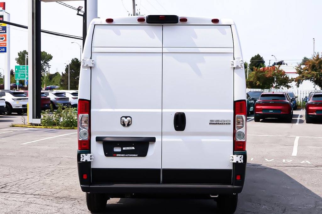 Ram PROMASTER CARGO VAN 3500 TRADESMAN W/O PASS SEAT 2025 à Terrebonne, Québec - 5 - w1024h768px