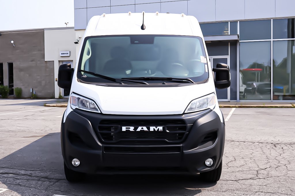 Ram PROMASTER CARGO VAN 3500 TRADESMAN W/O PASS SEAT 2025 à Terrebonne, Québec - 2 - w1024h768px