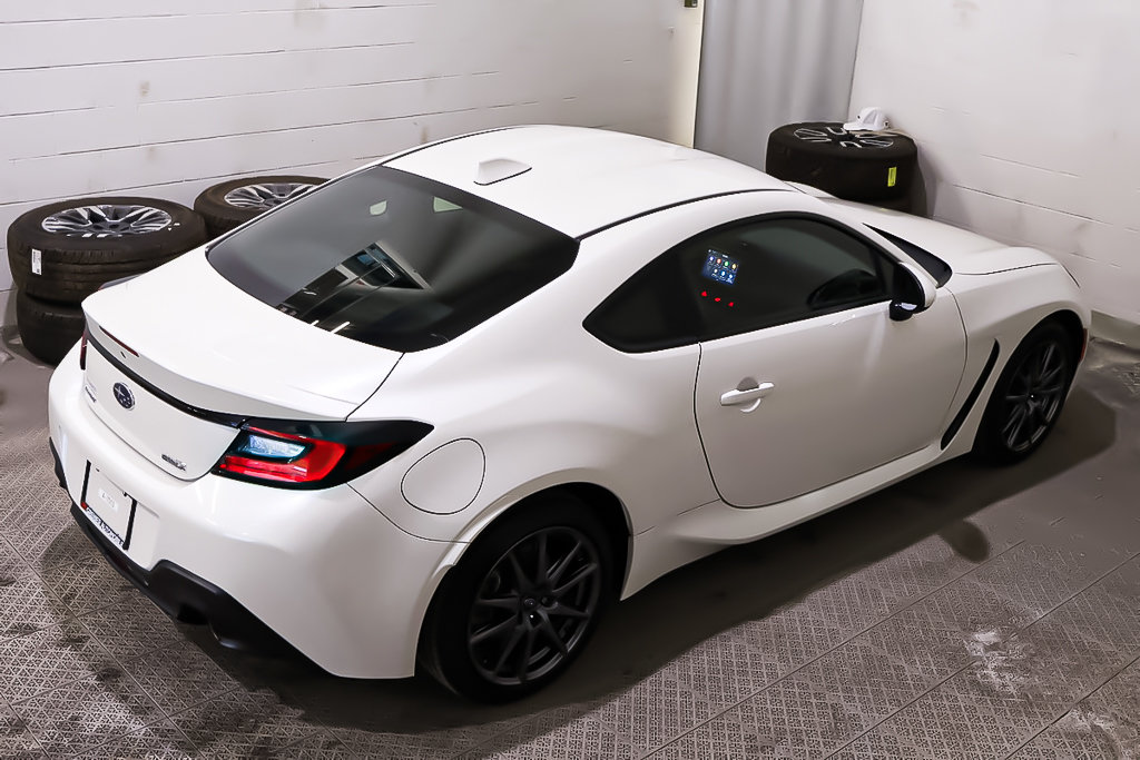 2022 Subaru BRZ RWD + TRANSMISSION MANUELLE in Terrebonne, Quebec - 7 - w1024h768px