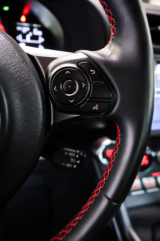 2022 Subaru BRZ RWD + TRANSMISSION MANUELLE in Terrebonne, Quebec - 17 - w1024h768px