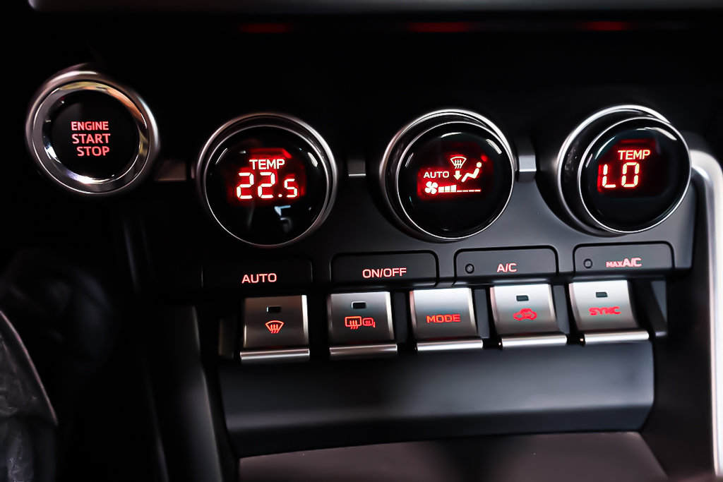2022 Subaru BRZ RWD + TRANSMISSION MANUELLE in Terrebonne, Quebec - 21 - w1024h768px