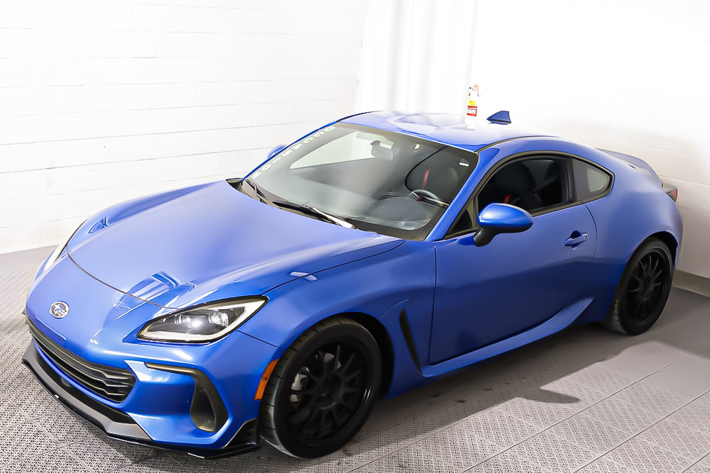 2023 Subaru BRZ SPORT-TECH + MANUEL + MAGS 18 POUCES in Terrebonne, Quebec - 3 - w1024h768px