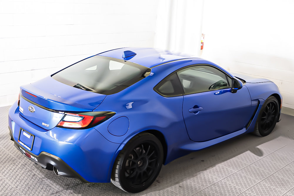 2023 Subaru BRZ SPORT-TECH + MANUEL + MAGS 18 POUCES in Terrebonne, Quebec - 7 - w1024h768px