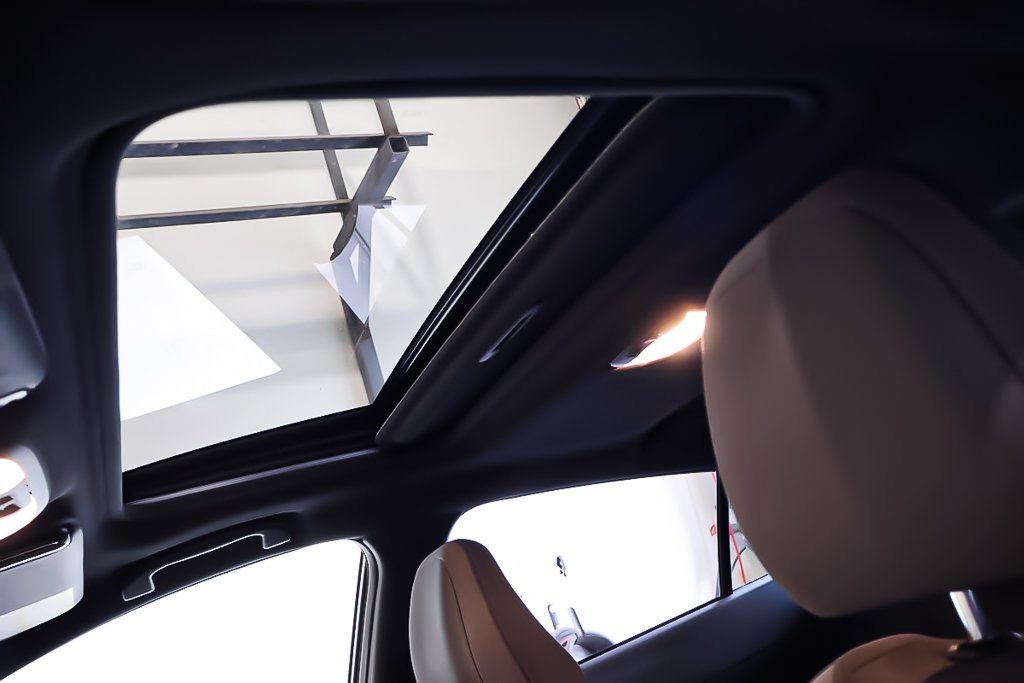 2024 Subaru Crosstrek ONYX + AWD + TOIT OUVRANT in Terrebonne, Quebec - 11 - w1024h768px