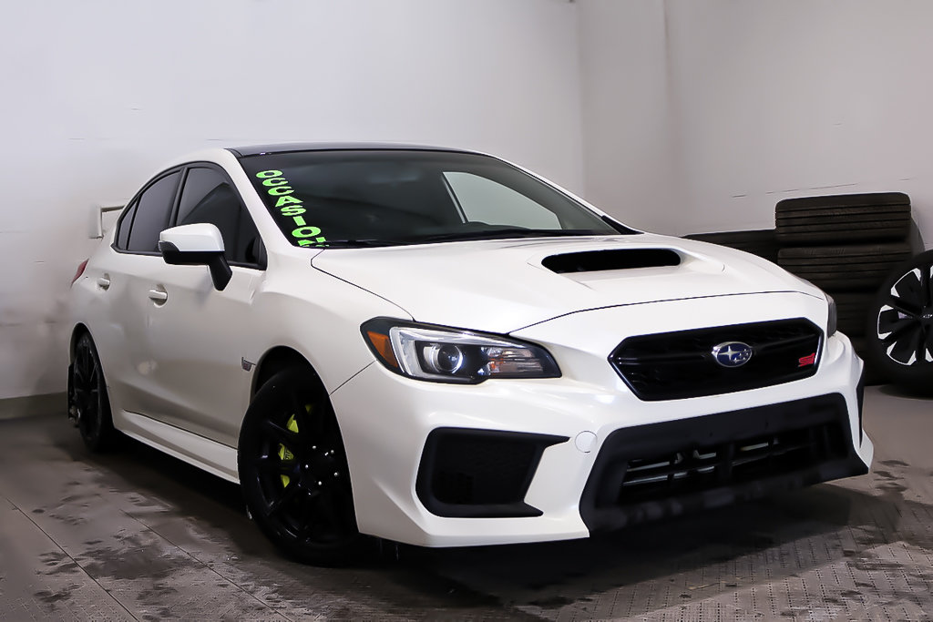 Subaru WRX STI + AWD + MANUELLE + TOIT OUVRANT 2019 à Terrebonne, Québec - 1 - w1024h768px