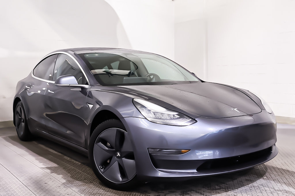 2020 Tesla MODEL 3 STANDARD RANGE PLUS + CUIR + TOIT PANORAMIQUE in Terrebonne, Quebec - 1 - w1024h768px