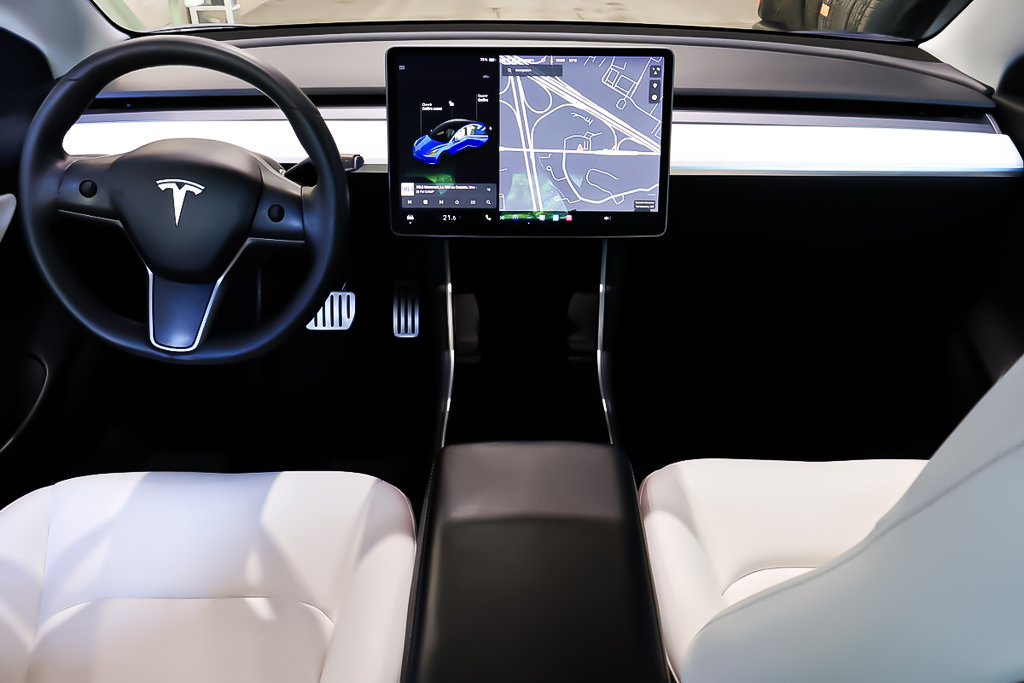 Tesla MODEL 3 PERFORMANCE LONG RANGE + AWD + TOIT PANO 2020 à Terrebonne, Québec - 14 - w1024h768px