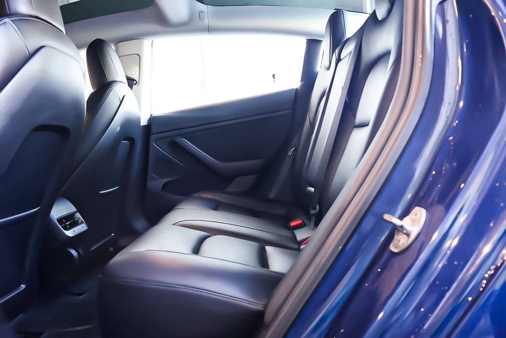 Tesla MODEL 3 SR + RWD + TOIT DE VERRE PANO 2021 à Terrebonne, Québec - 25 - w1024h768px