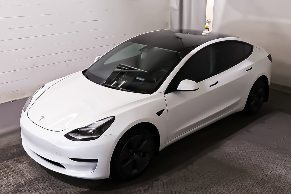 2022 Tesla MODEL 3 SR + TOIT VITRE PANO + CAMERA 360 DEGRES in Terrebonne, Quebec - 3 - w1024h768px