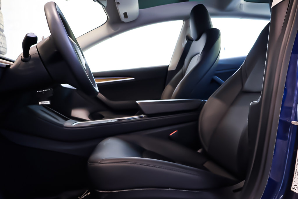 2023 Tesla MODEL 3 RWD + TOIT PANO + CUIR + SUIVI DE VOIE in Terrebonne, Quebec - 10 - w1024h768px