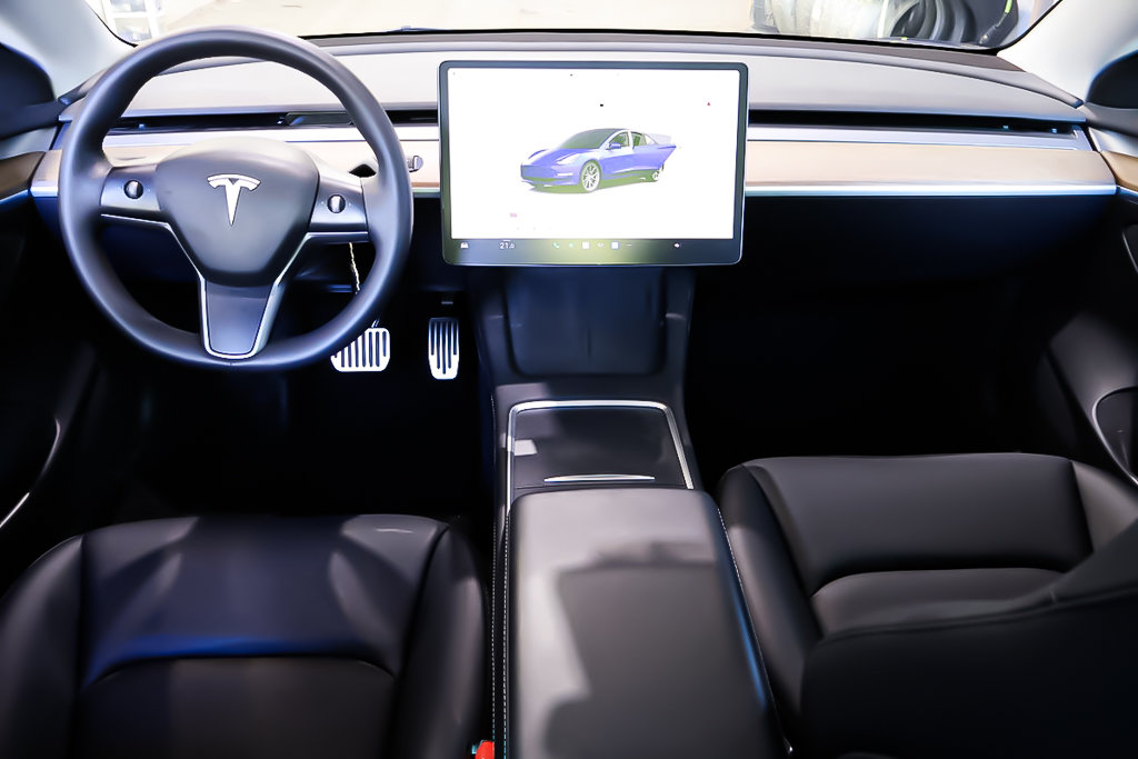 2023 Tesla MODEL 3 RWD + TOIT PANO + CUIR + SUIVI DE VOIE in Terrebonne, Quebec - 14 - w1024h768px