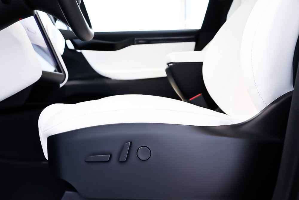 2020 Tesla Model X DUAL MOTOR + LONG RANGE PLUS + CUIR in Terrebonne, Quebec - 14 - w1024h768px