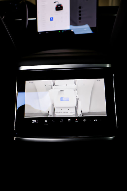 2022 Tesla Model X LONG RANGE + AWD + TOIT DE VERRE PANO in Terrebonne, Quebec - 30 - w1024h768px