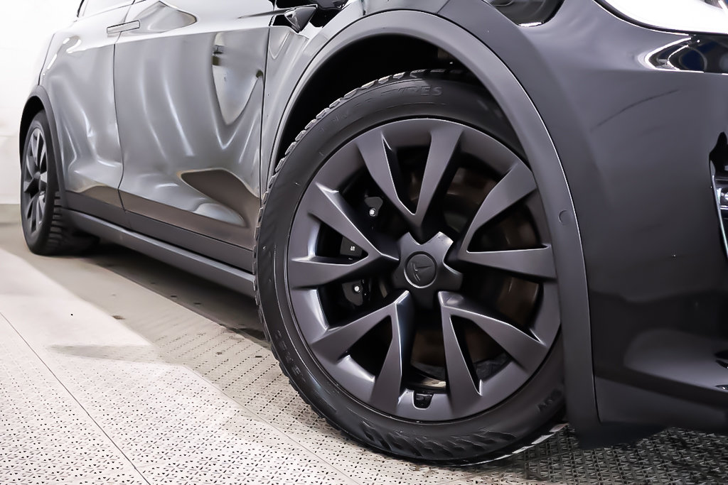 2022 Tesla Model X LONG RANGE + AWD + TOIT DE VERRE PANO in Terrebonne, Quebec - 10 - w1024h768px