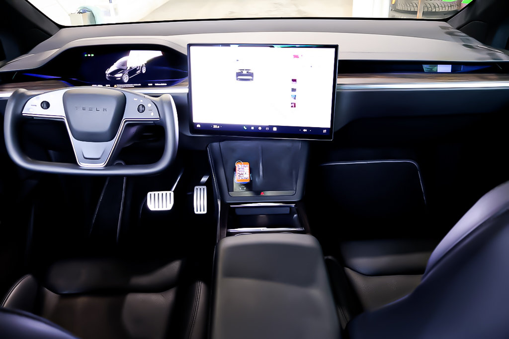 2022 Tesla Model X LONG RANGE + AWD + TOIT DE VERRE PANO in Terrebonne, Quebec - 15 - w1024h768px