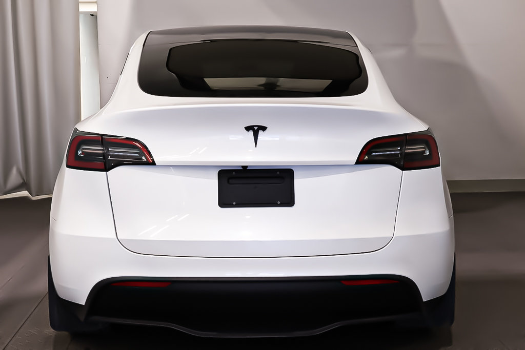 Tesla Model Y SR + FULL ELECTRIQUE + TOIT DE VERRE PANO 2023 à Terrebonne, Québec - 6 - w1024h768px