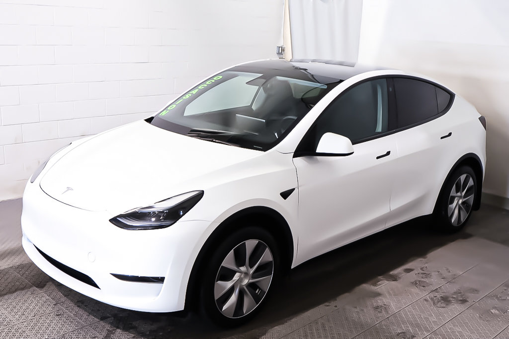 2023 Tesla Model Y SR + RWD + TOIT DE VERRE PANO + CUIR in Terrebonne, Quebec - 3 - w1024h768px