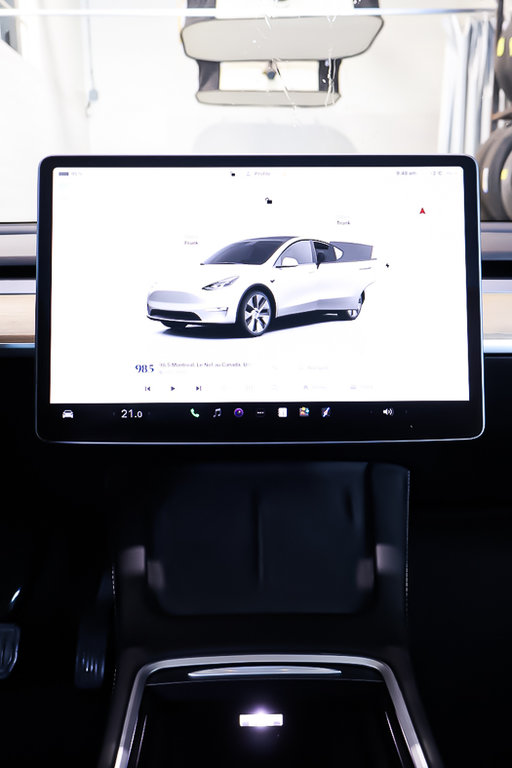 2023 Tesla Model Y SR + RWD + TOIT DE VERRE PANO + CUIR in Terrebonne, Quebec - 21 - w1024h768px