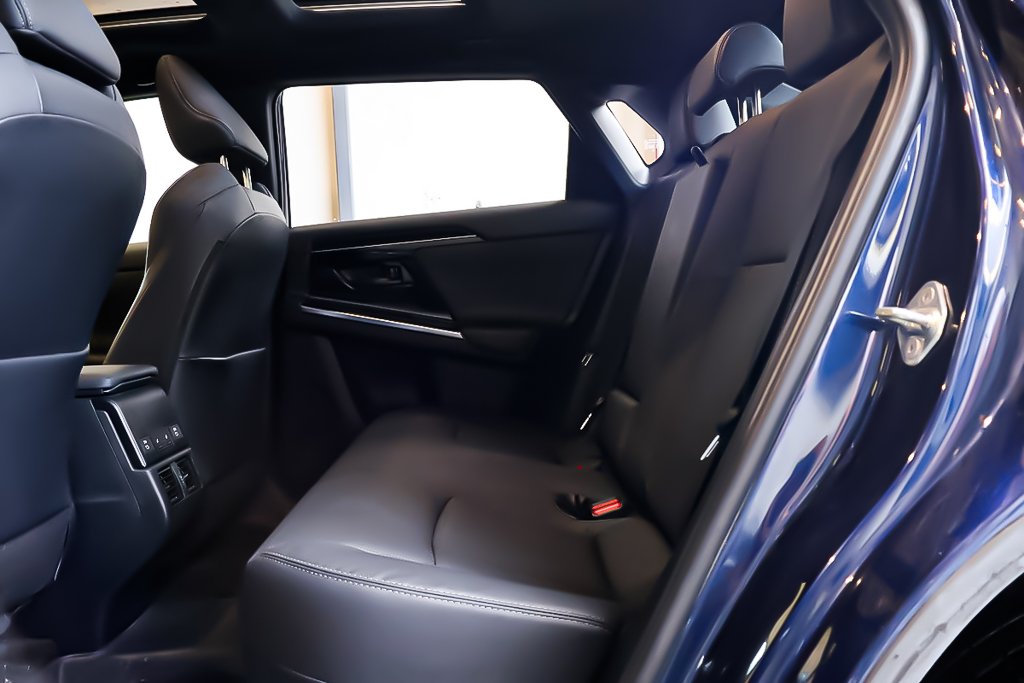 2023 Toyota BZ4X XLE + ELECTRIQUE + AWD + TOIT OUVRANT PANO in Terrebonne, Quebec - 27 - w1024h768px
