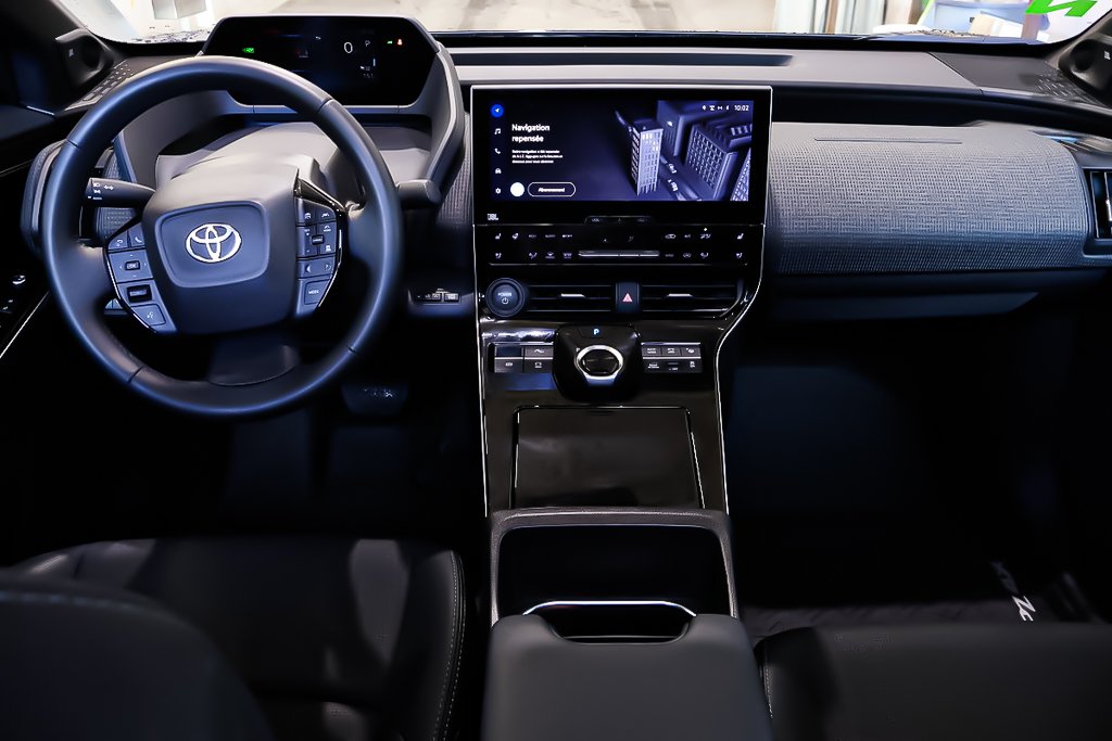 2023 Toyota BZ4X XLE + ELECTRIQUE + AWD + TOIT OUVRANT PANO in Terrebonne, Quebec - 14 - w1024h768px