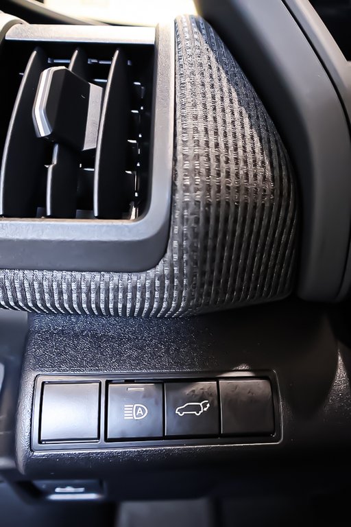 2023 Toyota BZ4X XLE + ELECTRIQUE + AWD + TOIT OUVRANT PANO in Terrebonne, Quebec - 25 - w1024h768px