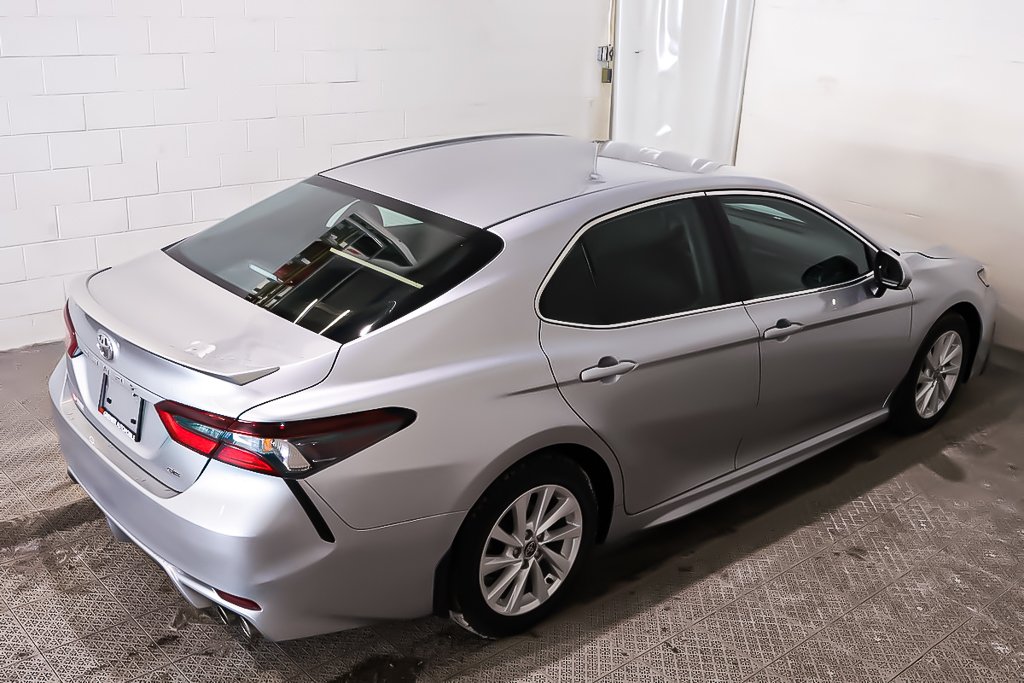 2024 Toyota Camry SE + FWD + CUIR + CARPLAY in Terrebonne, Quebec - 7 - w1024h768px