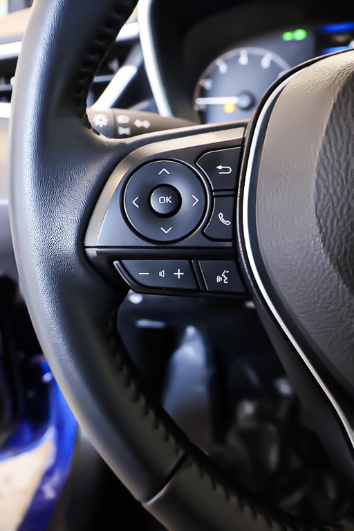 Toyota Corolla HATCHBACK SE PLUS + SIEGES CHAUFFANTS + CARPLAY 2025 à Terrebonne, Québec - 15 - w1024h768px