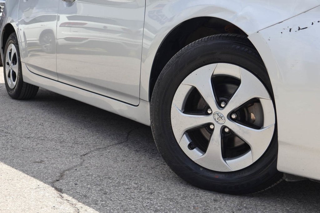 Toyota Prius HYBRIDE + BAS KILO + T/A 2013 à Terrebonne, Québec - 9 - w1024h768px