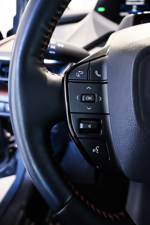 Toyota Prius PRIME SE + HYBRIDE + CARPLAY 2024 à Terrebonne, Québec - 15 - w1024h768px