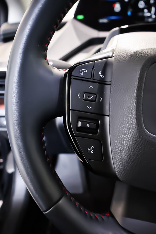 Toyota Prius PRIME SE + HYBRIDE + CARPLAY 2024 à Terrebonne, Québec - 15 - w1024h768px