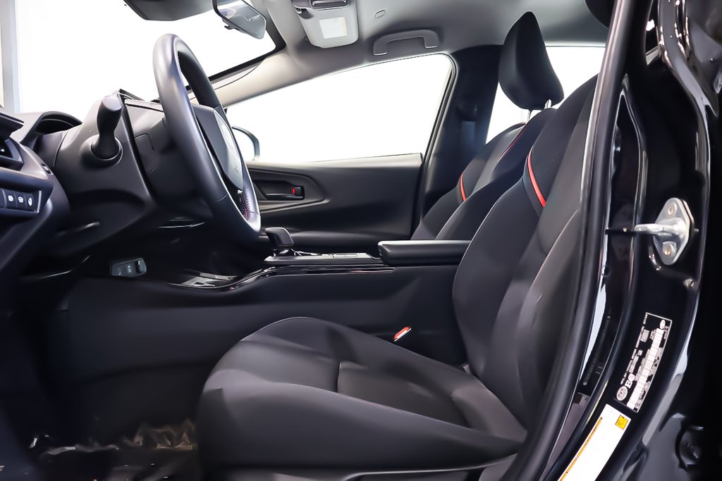 Toyota Prius PRIME SE + HYBRIDE + CARPLAY 2024 à Terrebonne, Québec - 10 - w1024h768px
