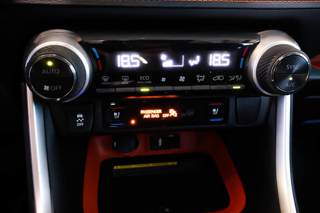 Toyota RAV4 TRAIL + AWD + CUIR + TOIT OUVRANT 2019 à Terrebonne, Québec - 23 - w1024h768px