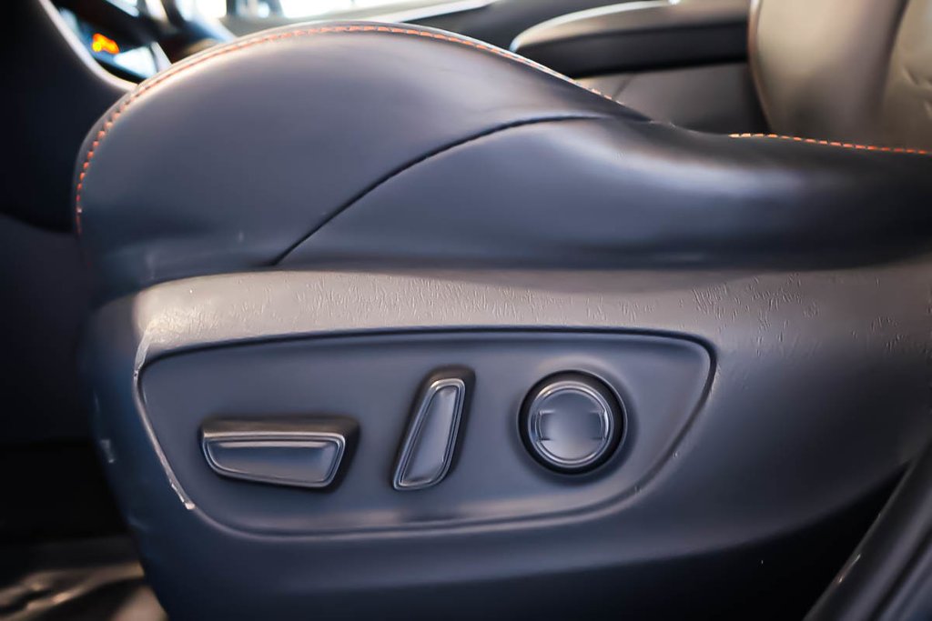 Toyota RAV4 TRAIL + AWD + CUIR + TOIT OUVRANT 2019 à Terrebonne, Québec - 13 - w1024h768px