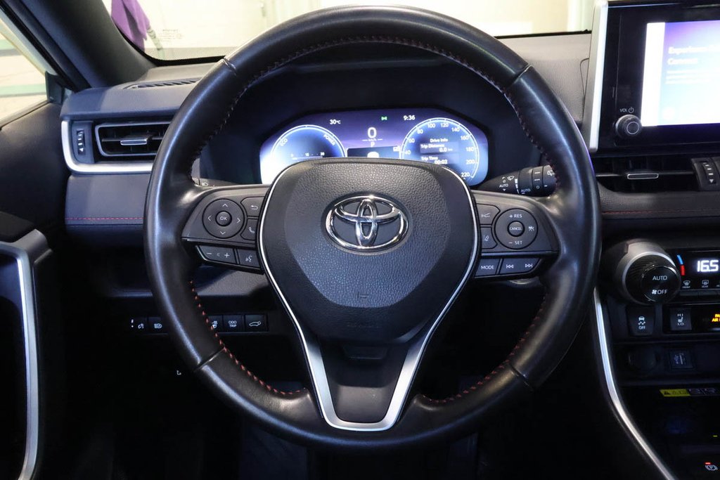 2023 Toyota RAV4 PRIME XSE + HYBRIDE + AWD + TOIT OUVRANT in Terrebonne, Quebec - 15 - w1024h768px