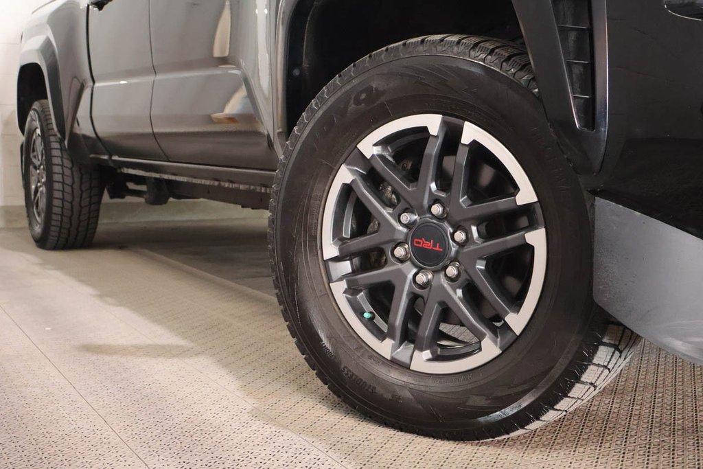 Toyota TACOMA TRD SPORT + + DOUBLE CAB + 4X4 + TOIT OUVRANT 2024 à Terrebonne, Québec - 9 - w1024h768px