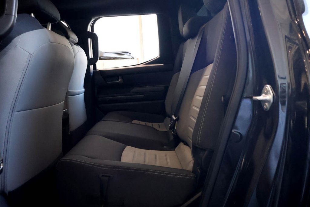 Toyota TACOMA 4X4 + DOUBLE CAB + ATTACHE-REMORQUE 2025 à Terrebonne, Québec - 27 - w1024h768px