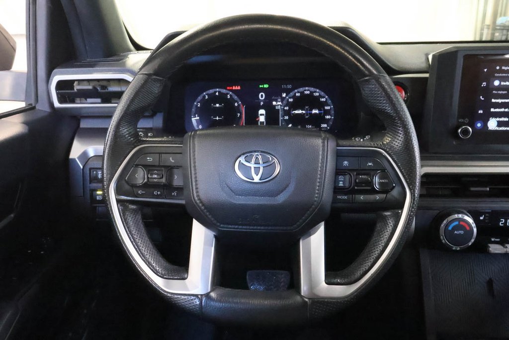 Toyota TACOMA 4X4 + DOUBLE CAB + ATTACHE-REMORQUE 2025 à Terrebonne, Québec - 14 - w1024h768px