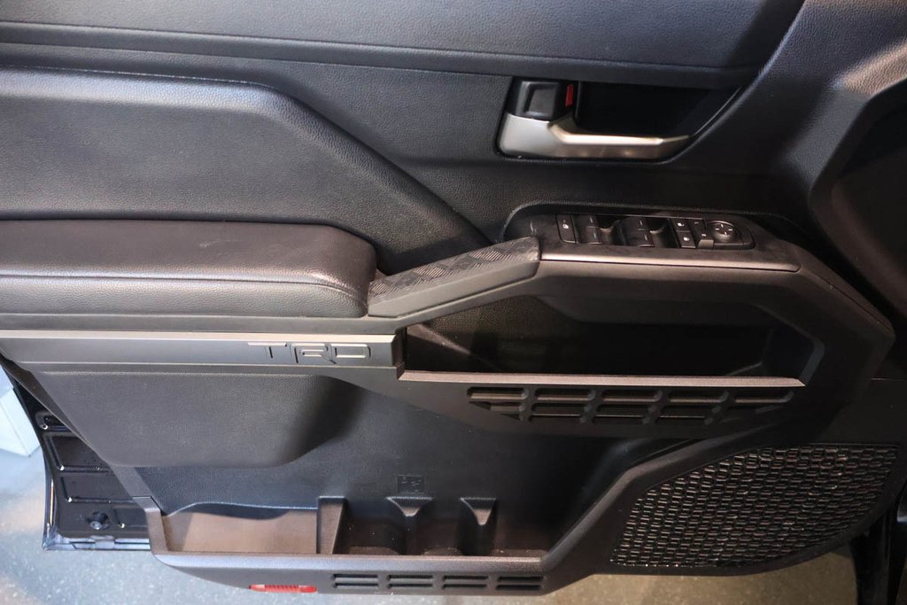 Toyota TACOMA 4X4 + DOUBLE CAB + ATTACHE-REMORQUE 2025 à Terrebonne, Québec - 26 - w1024h768px
