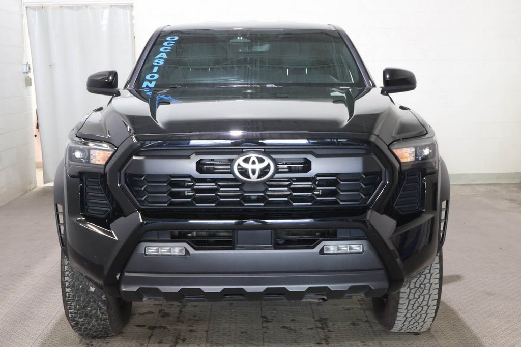Toyota TACOMA 4X4 + DOUBLE CAB + ATTACHE-REMORQUE 2025 à Terrebonne, Québec - 2 - w1024h768px