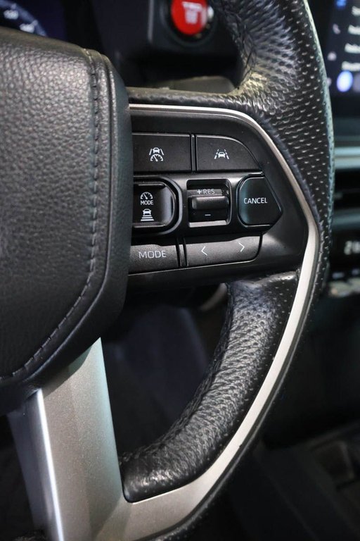 Toyota TACOMA 4X4 + DOUBLE CAB + ATTACHE-REMORQUE 2025 à Terrebonne, Québec - 17 - w1024h768px