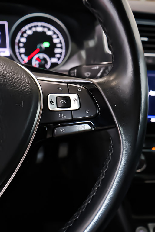 2018 Volkswagen Golf 1.8 TSI COMFORTLINE + AUTOMATIQUE in Terrebonne, Quebec - 17 - w1024h768px